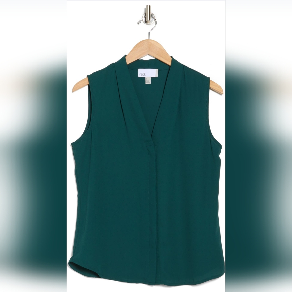 (1770) NORDSTROM RACK V-Neck Sleeveless Woven Shell Top, Size XS